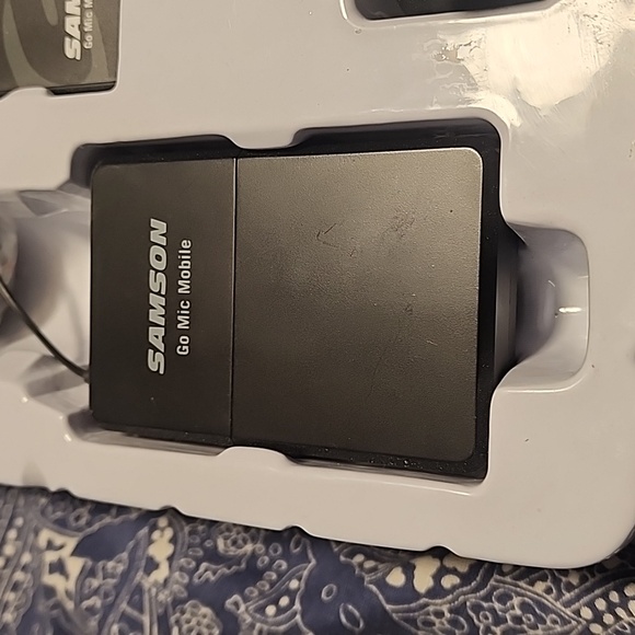 Samson Go Mic Mobile Wireless System - Picture 3 of 3